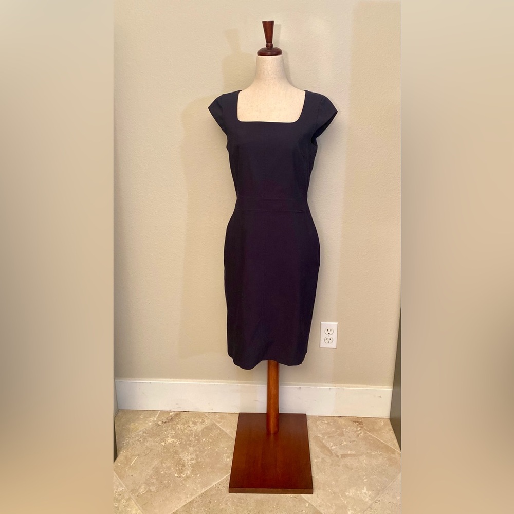 Tory Burch Navy Sheath Dress with Cap sleeves. size 4